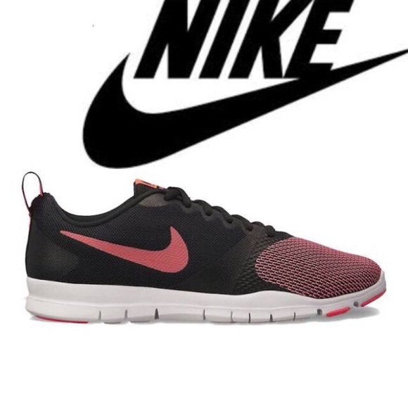 nike flex essential cross training shoes